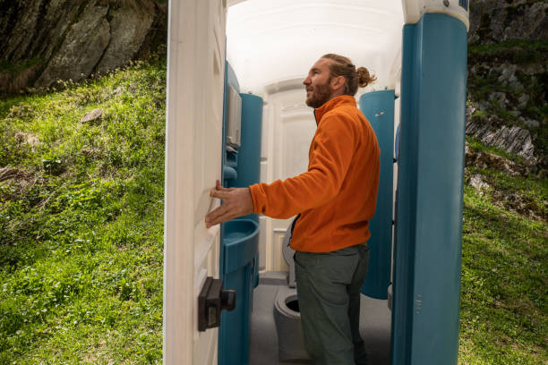 Portable Toilet Options We Offer in Bayboro, NC