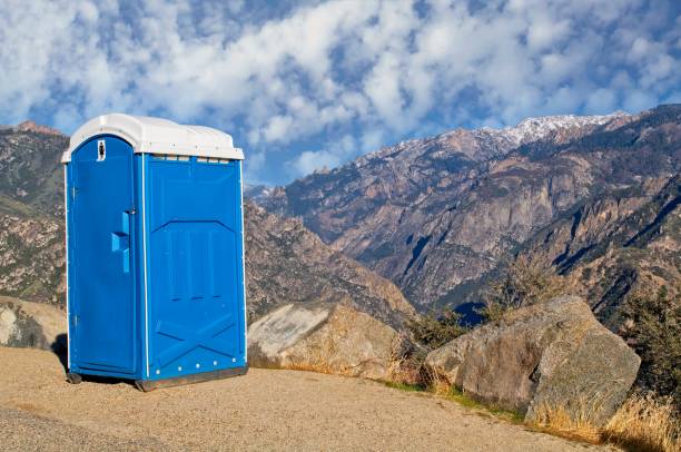 Best Portable restroom trailer rental  in Bayboro, NC